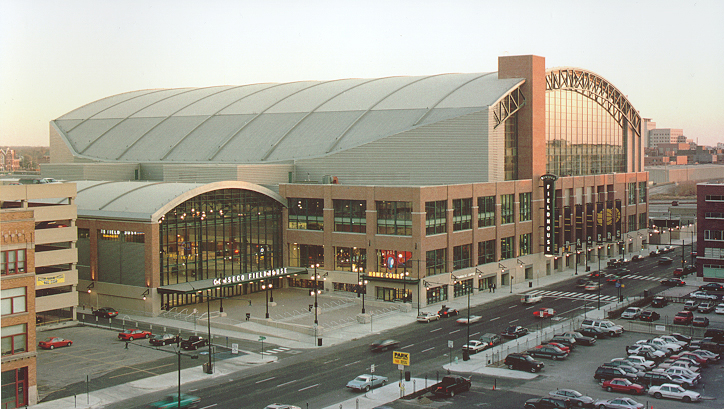 conseco-fieldhouse-indianapolis.jpg